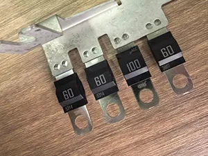 Productos y componentes clinchados de precisión