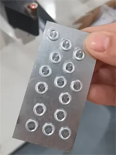 Prensa clinchadora (prensa de piso con marco en C de 8 toneladas)