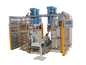 Unidad de ajuste y remachado de precisión para subchasis traseros de automóviles